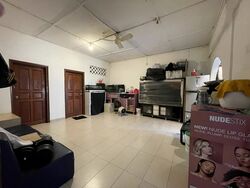 Upper Paya Lebar Road (D19), Shop House #470253931